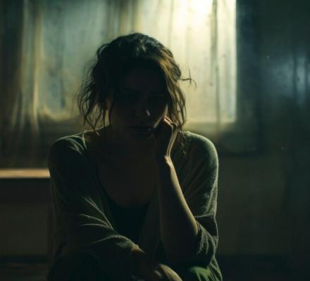 close-up-person-suffering-from-depression