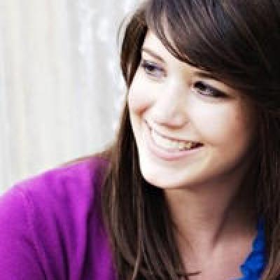 Alexandra Bracken