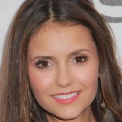 Nina Dobrev